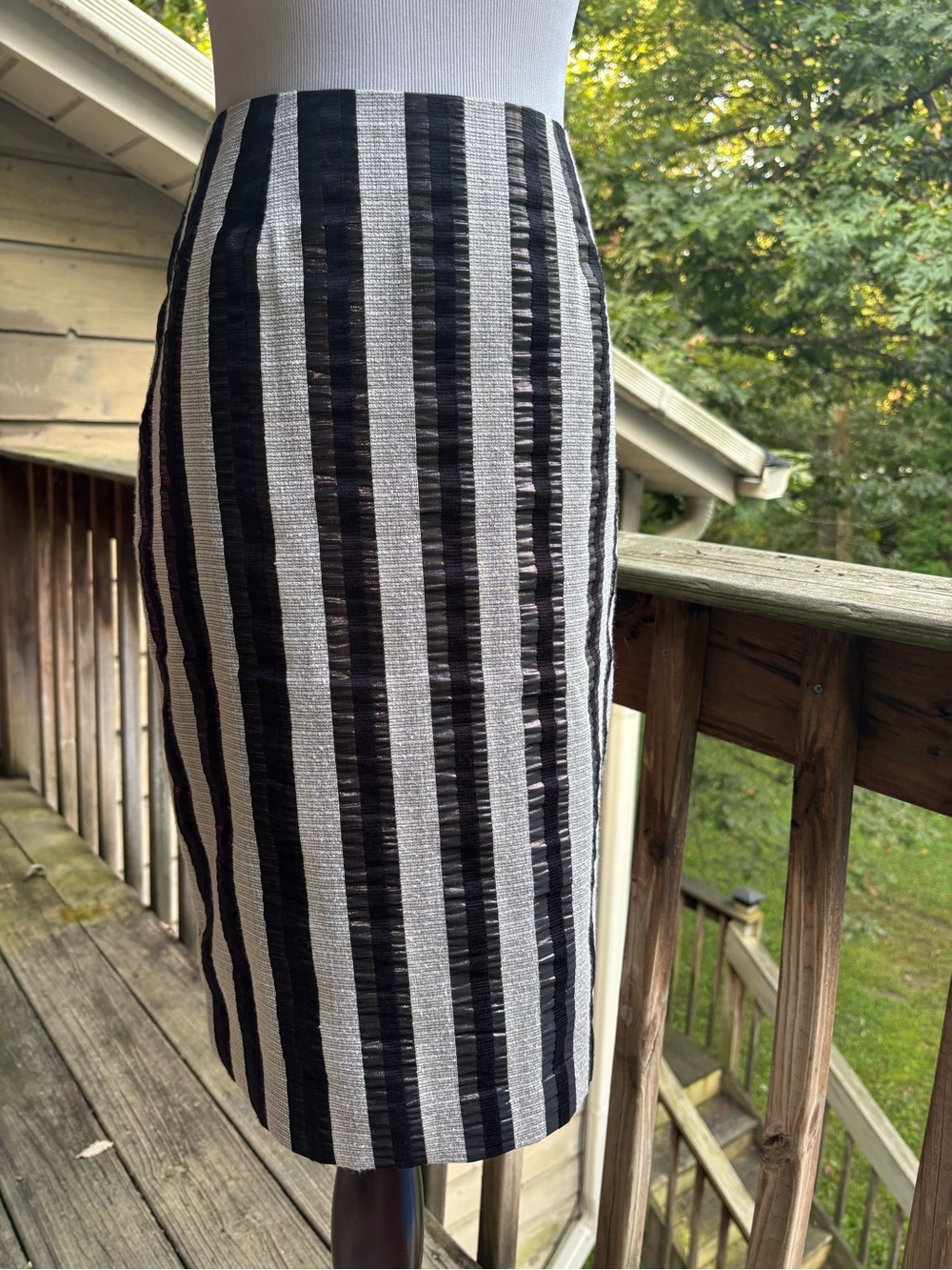 H&M Black and White Vertical Stripe Pencil Skirt